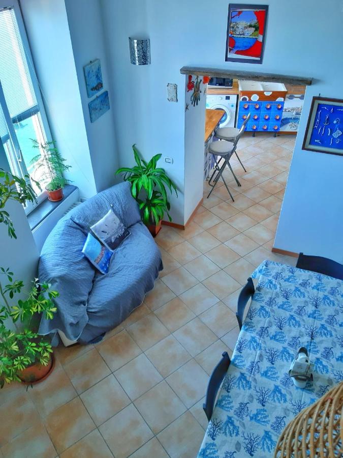 La Casa Azzurra Leilighet Procida Eksteriør bilde