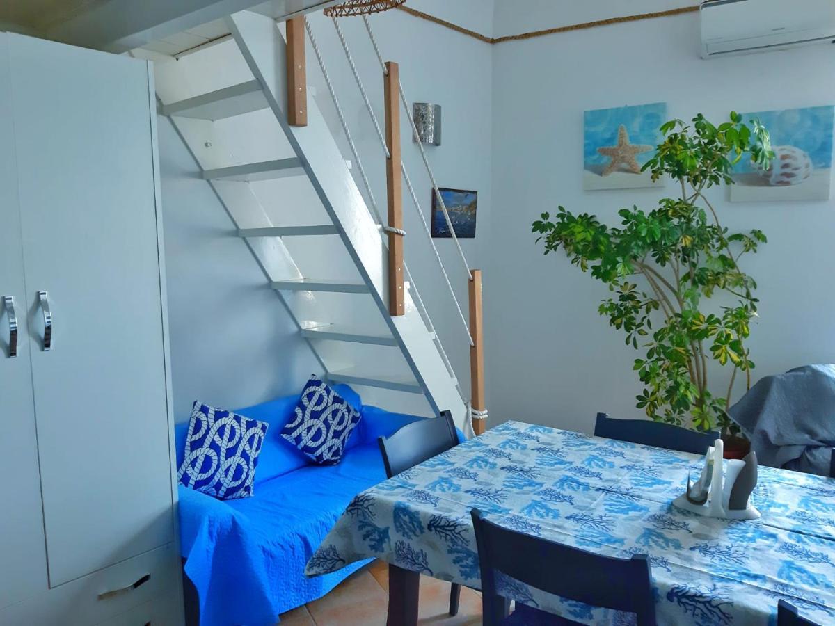 La Casa Azzurra Leilighet Procida Eksteriør bilde