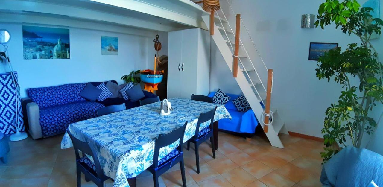 La Casa Azzurra Leilighet Procida Eksteriør bilde