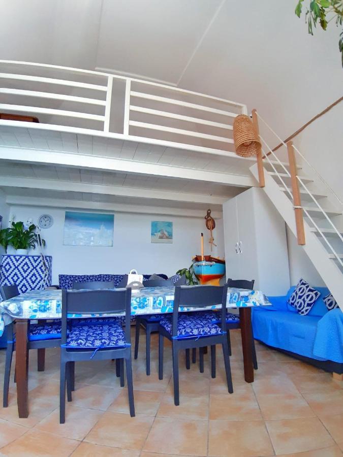 La Casa Azzurra Leilighet Procida Eksteriør bilde